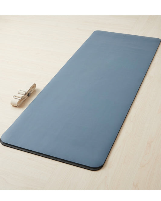 Krxnw PU Natural Rubber Grip Yoga Mat Clay Blue - Lifestyle view